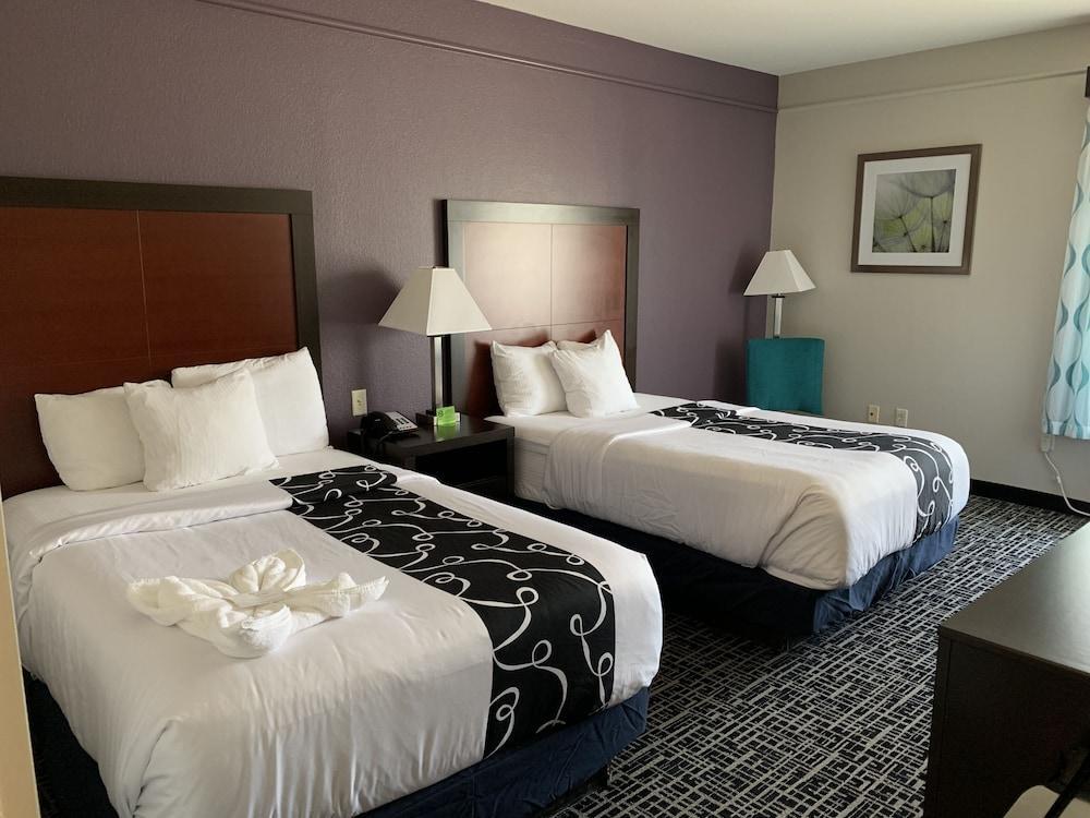 La Quinta By Wyndham North Hotel