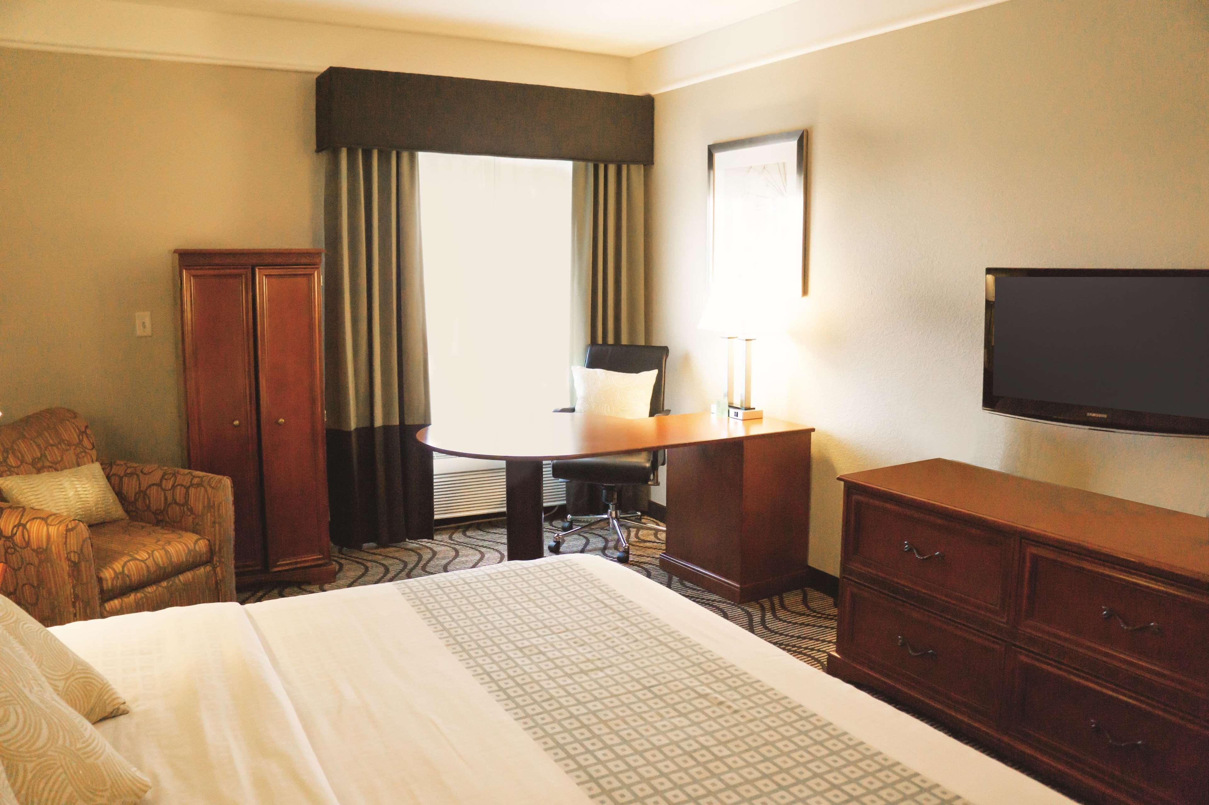Hotel La Quinta By Wyndham North 3*
