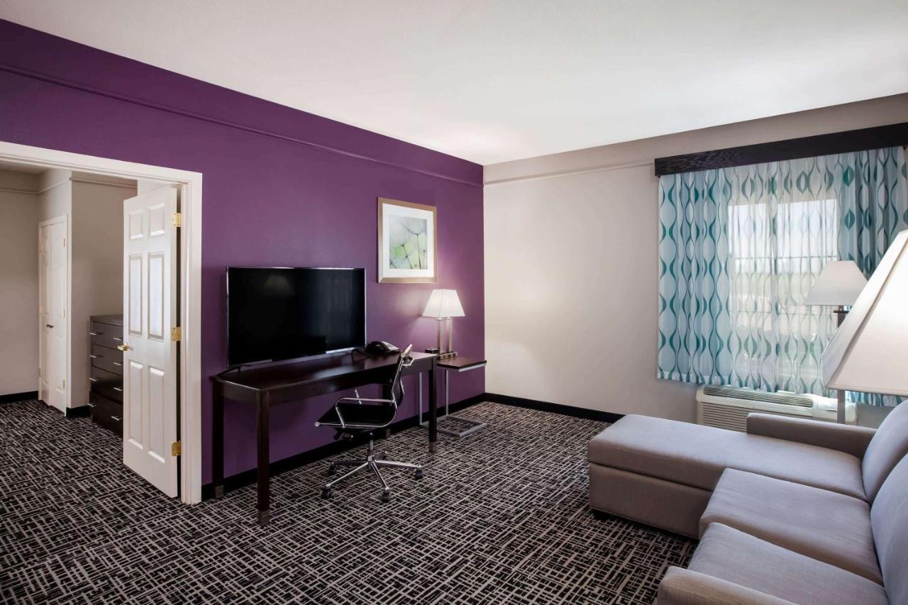 Hotel La Quinta By Wyndham North 3*